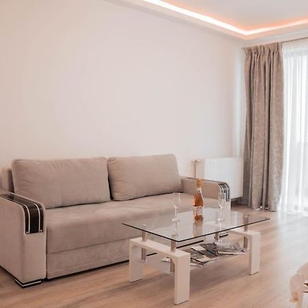 Apartament Zona Coresi Mall Брашов Екстериор снимка