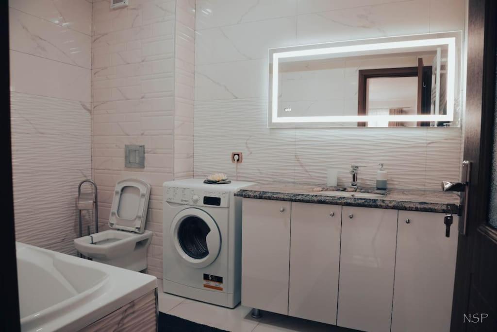 Apartament Zona Coresi Mall Брашов Екстериор снимка